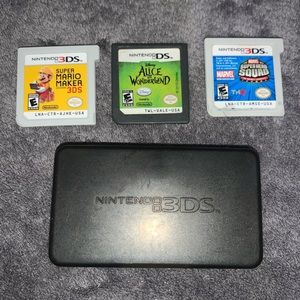 3DS games bundle and case